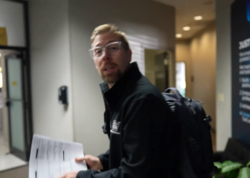 9326b35a 9994 485c 850a 293e6d7385e2